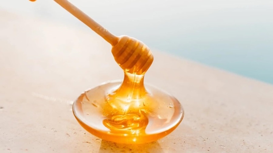 Uống mật ong pha nước ấm