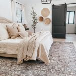 Cách trang trí phòng ngủ ấn tượng, ít tốn kém