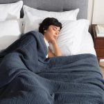Chăn siêu nhẹ Hàn Quốc có tốt không, nên mua ở đâu?