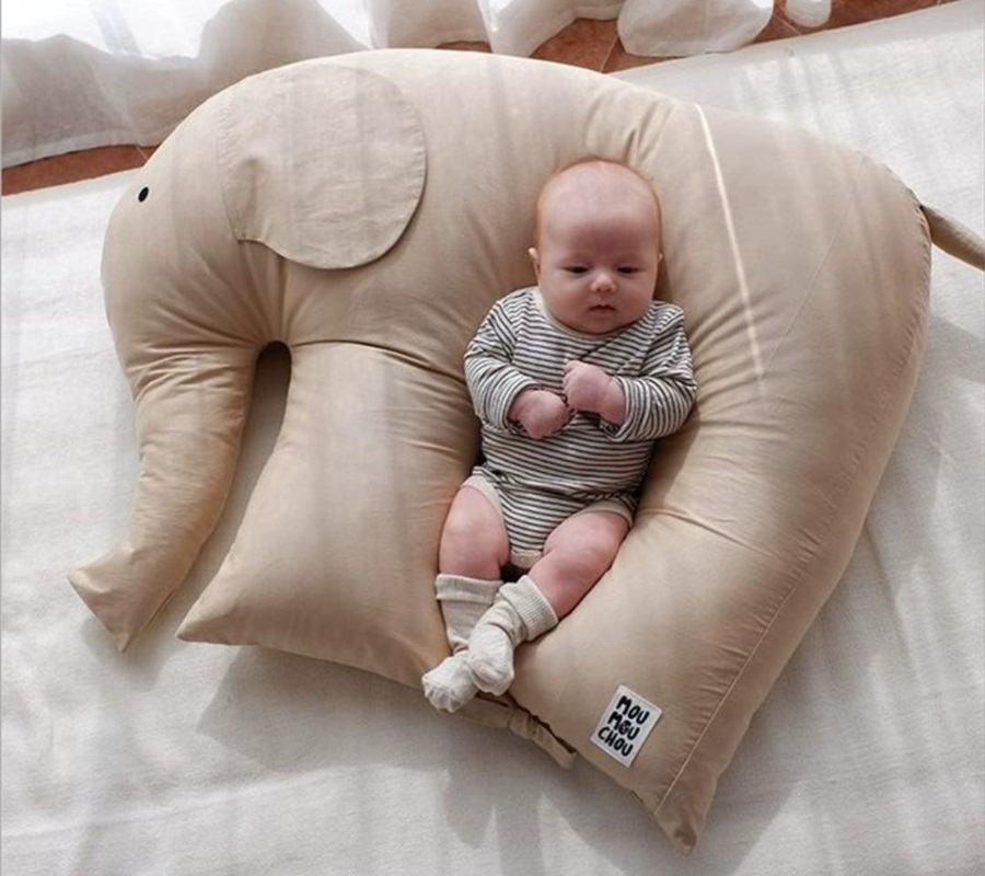 Có nên cho bé ngủ trên gối chống trào ngược hay không?